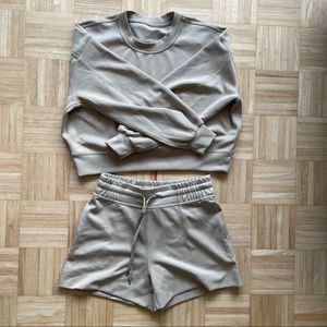 Lululemon Softstreme Set
